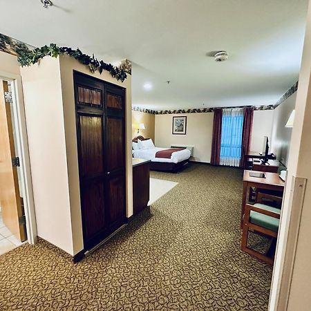 Ivey'S Motor Lodge Houlton Exterior foto