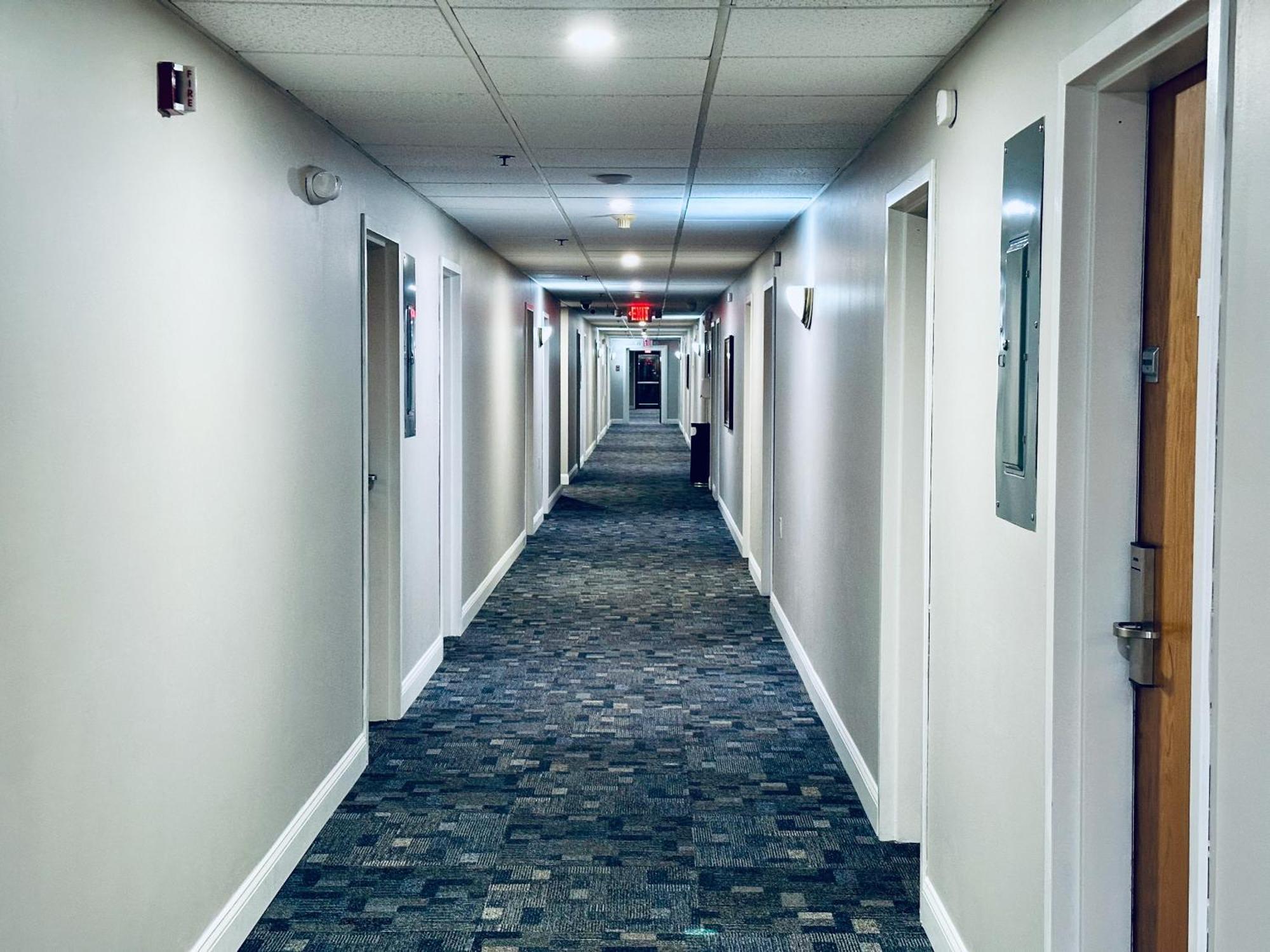 Ivey'S Motor Lodge Houlton Exterior foto