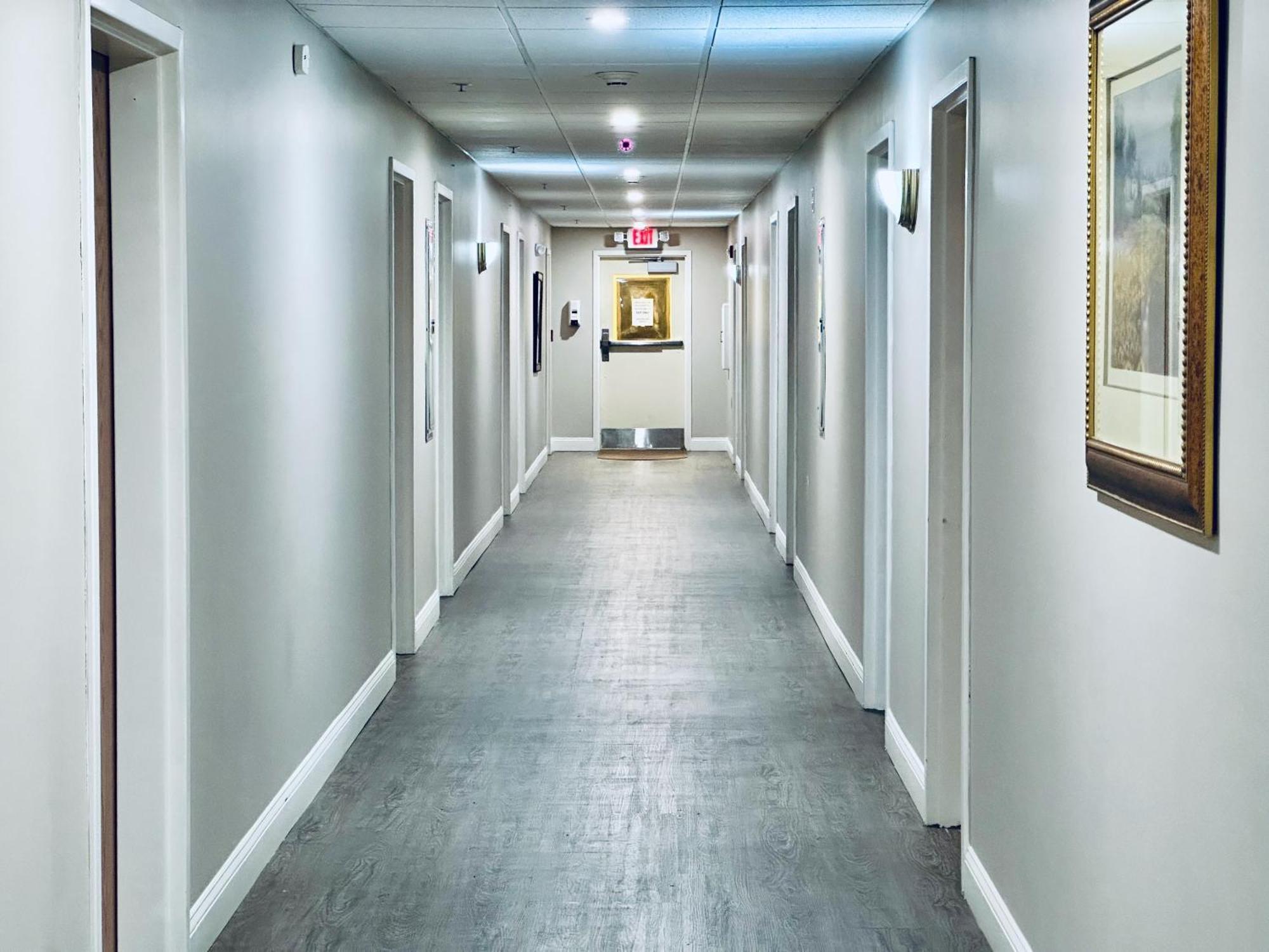 Ivey'S Motor Lodge Houlton Exterior foto